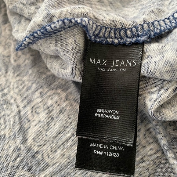 Max Jeans Size XL Women's V-Neck Tank Top Flowy Sleeveless Top Geometric Pattern - Picture 4 of 8